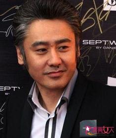 最新爆料吴秀波是谁啊图片,吴秀波身份之谜，最新爆料引发热议